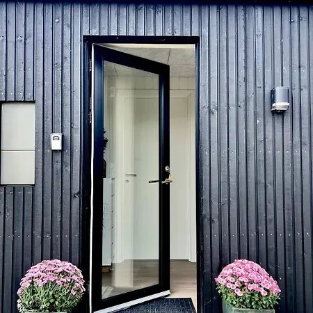 Nyt Og Hyggeligt Ved Remmerstrand *